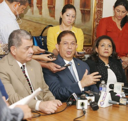 Honduras: 20,000 'empleados fantasma” cobraban L 2,000 millones