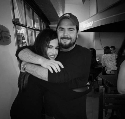 FOTOS: Él es el hombre que le robó el corazón a Samantha Velásquez