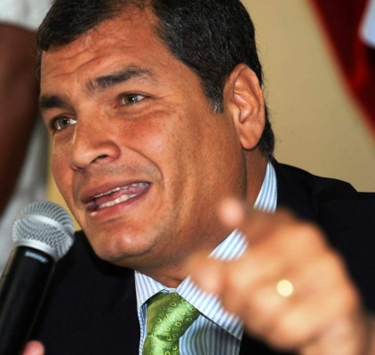 Presidente de Ecuador tilda de sinvergüenza a EEUU