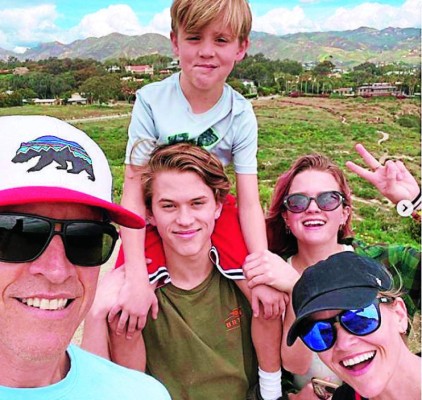 Desde casa: Famosos dieron gracias por un año más de vida en plena cuarentena