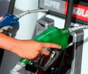 Este jueves las gasolineras ya pudieron vender combustible a los usuarios.