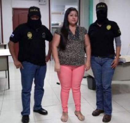 Cae pareja de uno de los hermanos Valle