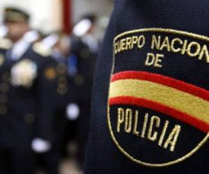 El cabecilla de la banda ofrecía a las mujeres mantener relaciones sexuales con él para reducir su deuda, informó la policía.