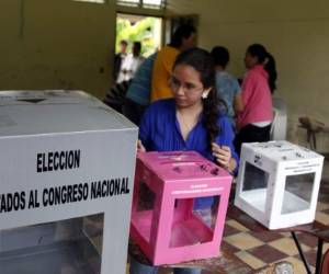 Las comisiones que por más de un año trabajaron en la preparación de la nueva Ley Electoral le dieron los ajustes a los artículos últimamente consensuados. Foto: Archivo/ EL HERALDO.