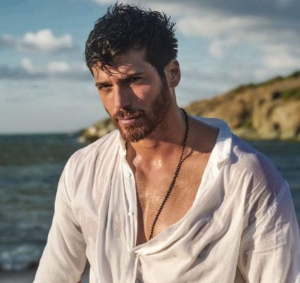 Guapos, talentosos y populares: Los galanes de telenovelas más seguidos en Instagram