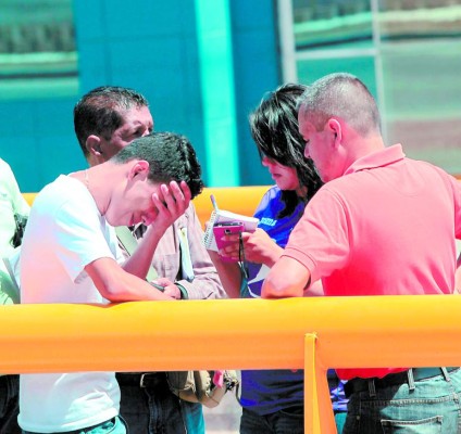 Sicarios ejecutan a tres modelos en la salida a Valle de Ángeles