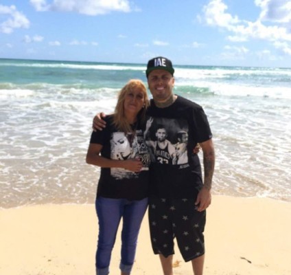 Nicky Jam, el cantante que soñaba con ser famoso para reencontrarse con su madre