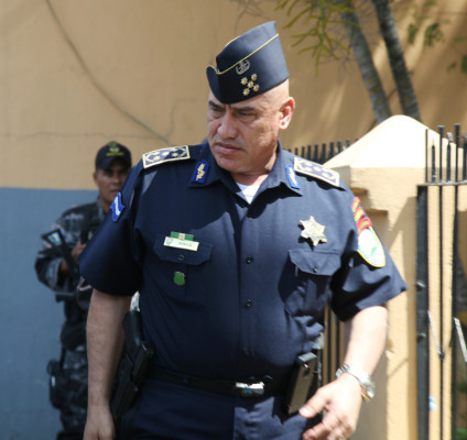 Caen dos chapines con 320,000 dólares