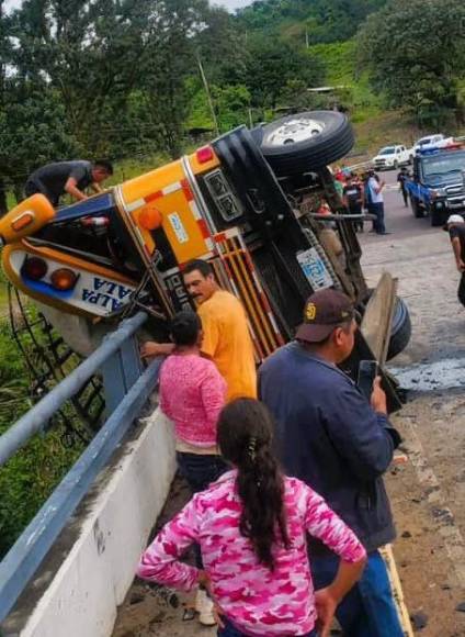 Las imágenes del fatal accidente de un bus en Nicaragua; hay 16 muertos