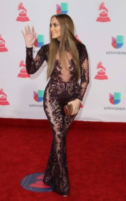 Los vestidos más hermosos en los Latin Grammy