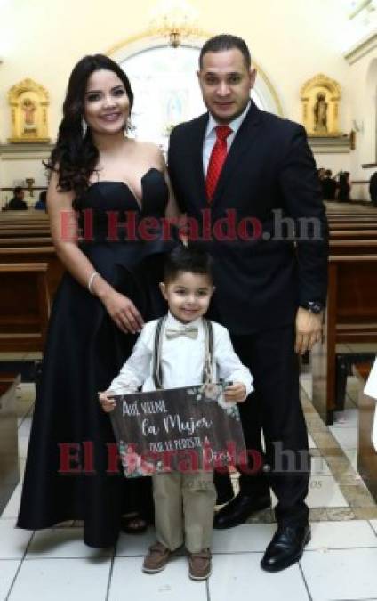 FOTOS: Feliz y radiante, así lució Saraí Espinal en su boda con el teniente Coello
