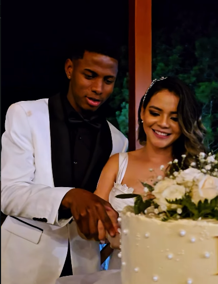 Futbolista hondureño se casó con linda modelo: Así fue su impresionante boda