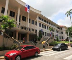 La jueza dejó a los sospechosos residir en un hospedaje sin asignarle custodia policial, lo que facilitó que huyeran (Foto: Panamá América / El Heraldo Honduras/ Sucesos de Honduras)