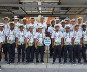 La Selección Sub 23 de Honduras en la foto oficial previo al desfile por el Maracaná.