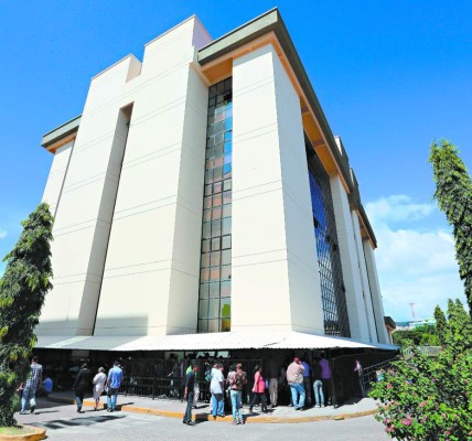 Al Tribunal Supremo Electoral le preocupa la crisis financiera del RNP