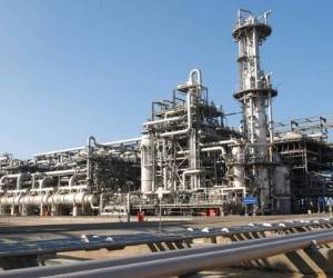 El costo de instalación de un megavatio de energía con Gas Natural Licuado puede oscilar entre 2.6 y 2.8 millones de dólares. La inversión mínima en Honduras sería de 1,300 millones de dólares.