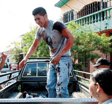 Matan a maestro constructor por negarse a dar las llaves de su carro