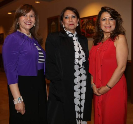 Inolvidable velada prenupcial para Gabriela Ordóñez