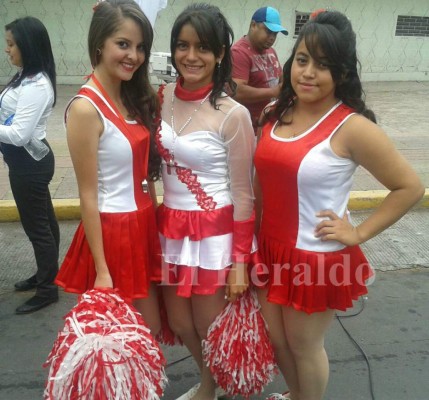 Galería de fotos del inicio del desfile en Tegucigalpa