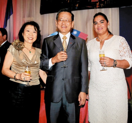 Festejan 102 aniversario de fundación de China (Taiwán)