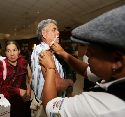 Sistema sanitario pone en marcha vacunación contra influenza