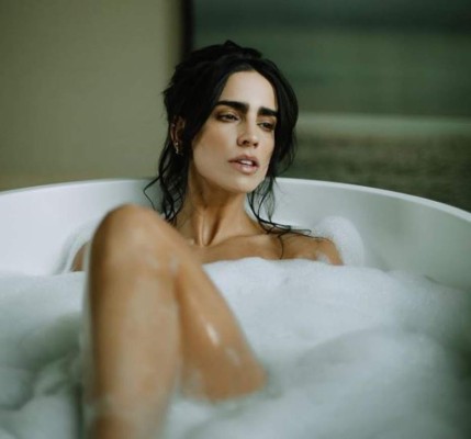 Las imágenes de la actriz Bárbara de Regil durante su encierro en casa