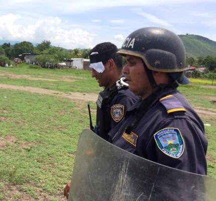 Un menor muerto y varios heridos en desalojo