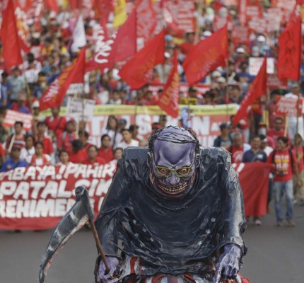 Trabajadores del mundo celebran Día del Trabajo
