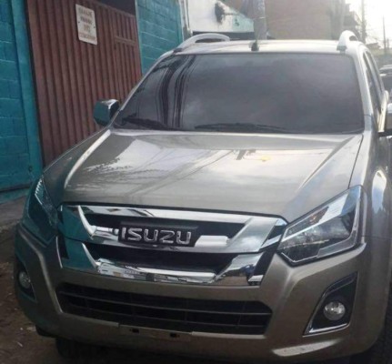 Capturan a presunto colombiano en posesión de dinero falso