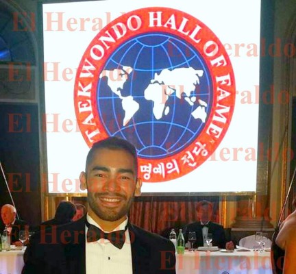 Hondureño Miguel Ferrera ya es parte del Salón Mundial de la Fama del Taekwondo