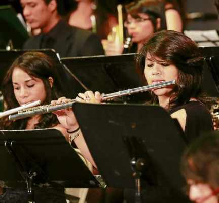 Concierto de gala para el cierre de YOA 2014