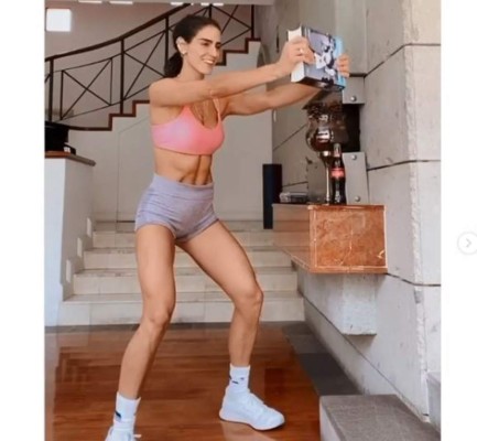 Famosos presumen mansiones, comidas y rutinas de ejercicio durante encierro por Covid-19   