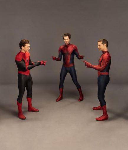 La imagen de los tres SpiderMan se utilizó para promocionar la venta de la película de forma digital.