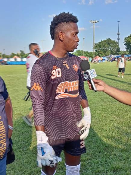 Futbolistas de Liga Nacional y legionarios que se fueron a jugar burocrático a EEUU