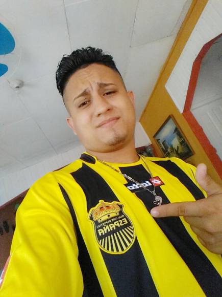 Así era Kevin Cálix, el hondureño que murió de un infarto en el desierto de México