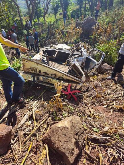 “Rodaron hasta el fondo”, las imágenes del fatal accidente en Arada, Santa Bárbara