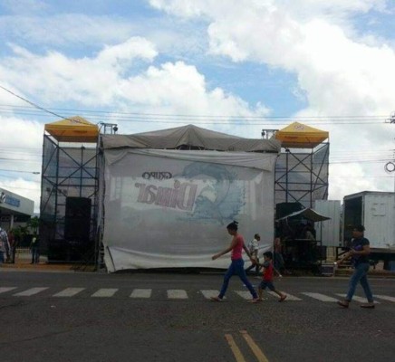 Todo listo para el carnaval de Tegucigalpa