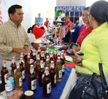 Realizan expoventa artesanal en Tegucigalpa