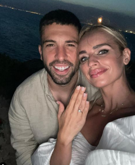 Fotos: Así fue la romántica y elegante boda de Jordi Alba y Romarey Ventura