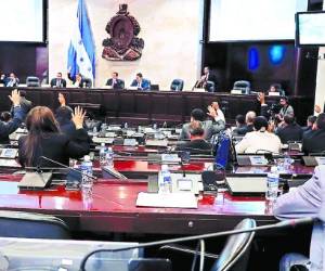 Los diputados se han ausentado 91 días en lo que va del año por recesos y para hacer política.