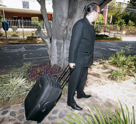 Arroz, frijoles y maíz en bote para recibir el 2012