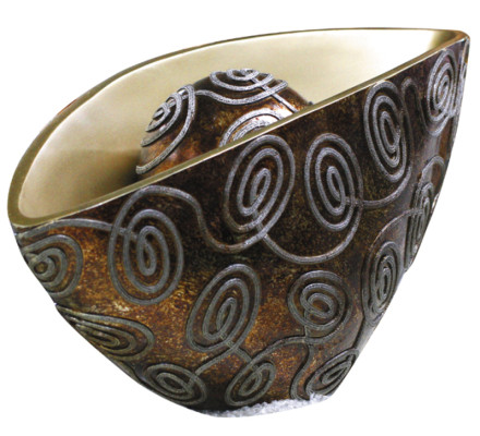 Metal y porcelana, los aliados de la decoración