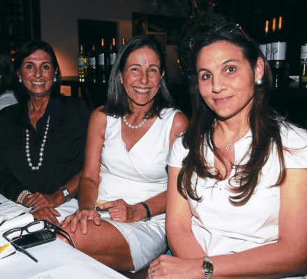 Cálido ambiente para degustación de vino