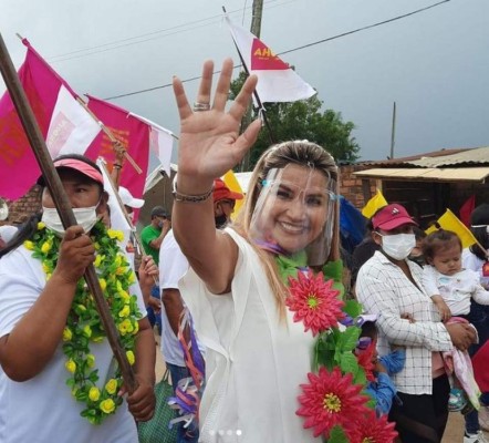 De autoproclamarse presidenta a terminar en la cárcel: Lo que llevó a Jeanine Áñez a atentar contra su vida (FOTOS)