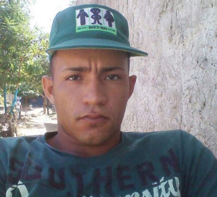 Apuñala a su novio por publicar su ruptura en Facebook