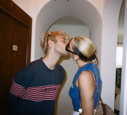 FOTOS: Las parejas de famosos que hallaron el amor este 2019