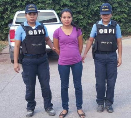 Mujer es detenida en Ojojona por cometer el delito de violación contra una menor &nbsp;