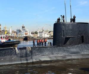 Botado en Alemania en 1983 e incorporado a la Armada argentina en 1985, el 'San Juan' era uno de los tres submarinos del país y su proceso de reparación de media vida había terminado en 2014.