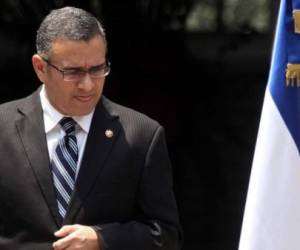 El expresidente Funes, quien estuvo representado en la audiencia por su abogado Enrique Machuca, afirmó en su cuenta de Twitter que su patrimonio 'no tiene origen ilícito y por tanto no debería perseguirse ningún delito'. (Foto: AP/ El Heraldo Honduras/ Noticias Honduras hoy)