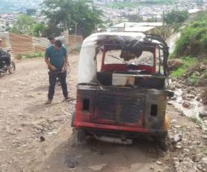 Queman mototaxi en colonia Nueva Australia de Comayagüela.
